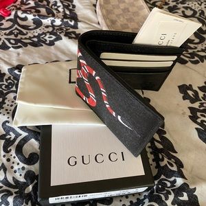 Gucci Snake wallet